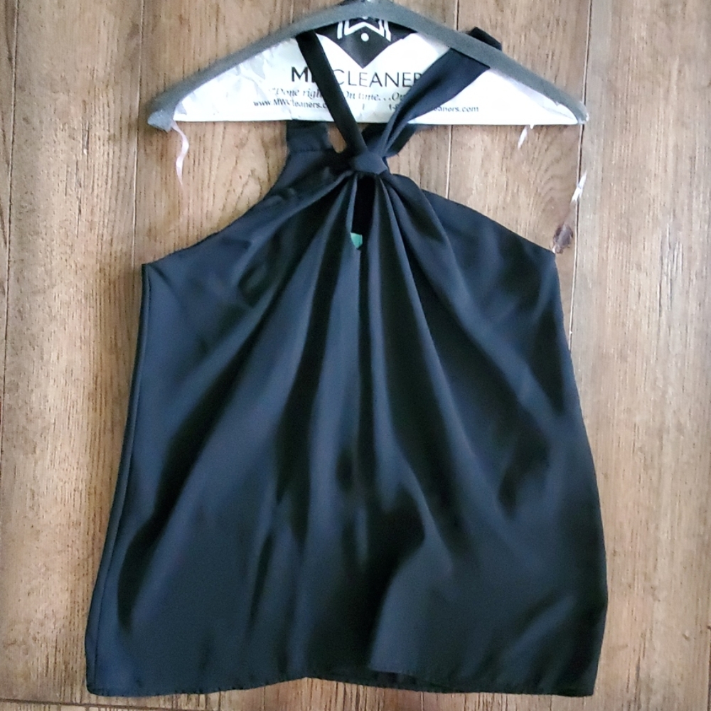 Keyhole tank